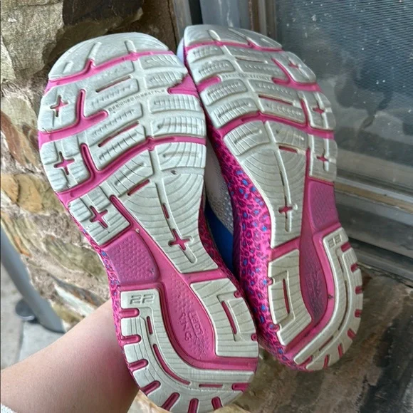 Brooks Women's Running Shoes - White, Blue, Pink - Picture 6 of 16